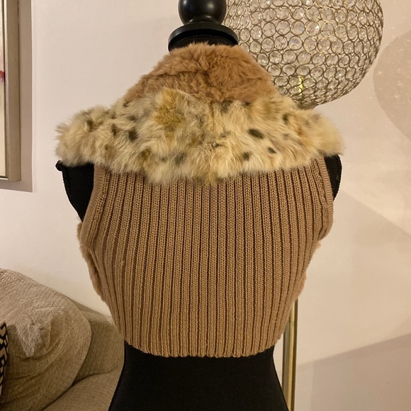 Rabbit fur cropped vest size XS - Picture 3 of 4